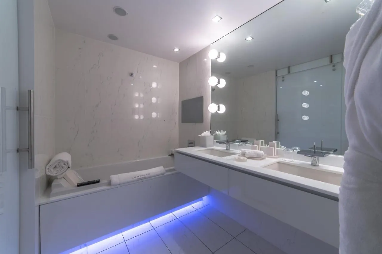 Le Strato Hotel Courchevel 5*,  France